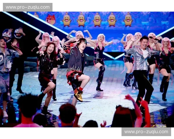 综合格斗替补席——每一位等待出场的英雄都有舞台 综合格斗替补席——每一位等待出场的英雄都有舞台